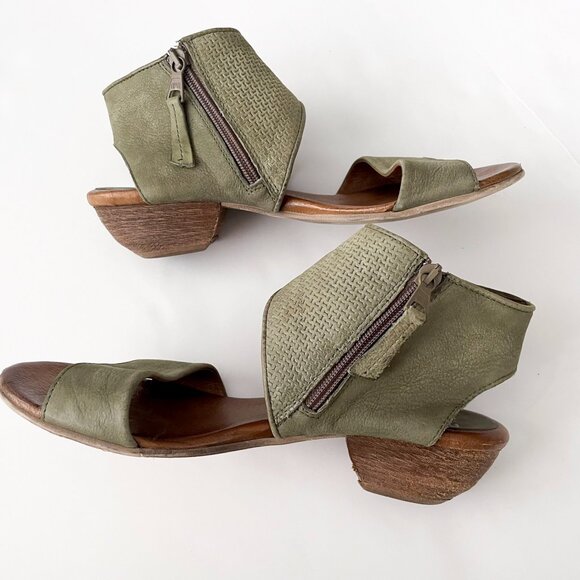 Miz Mooz Cheerful Green Leather Heeled Sandals Size 7 (38) - Picture 5 of 11